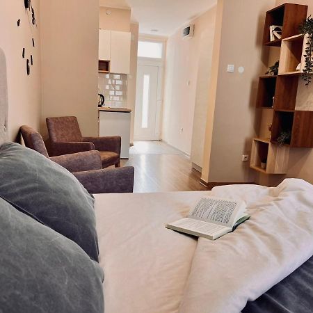 Apartamento Old Gold Downtown Belgrado Exterior foto